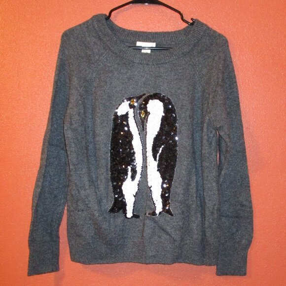 H&M Woman Medium Gray White Yellow Graphic Sequin Penguins Long Sleeve Shirt - Picture 1 of 7